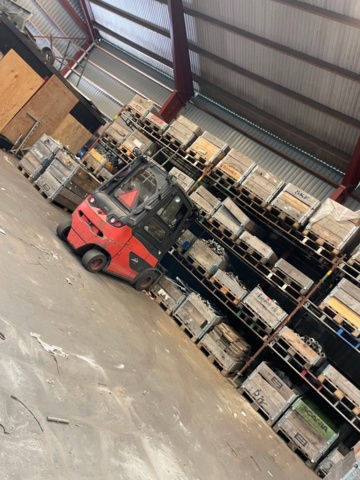 1388727-4 Super 9 ställning