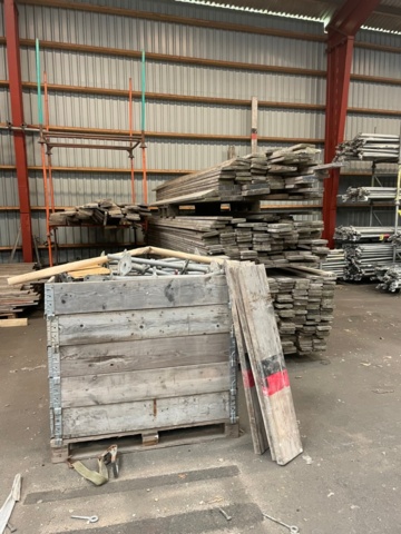 1388727-20 Super 9 ställning