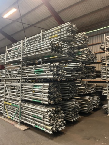 1388727-38 Super 9 ställning