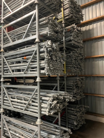 1388727-40 Super 9 ställning