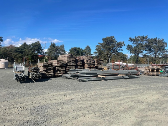 1388728-5 Burton Ställning