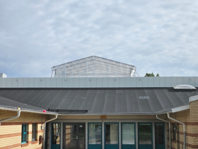 1388727-56 Super 9 ställning