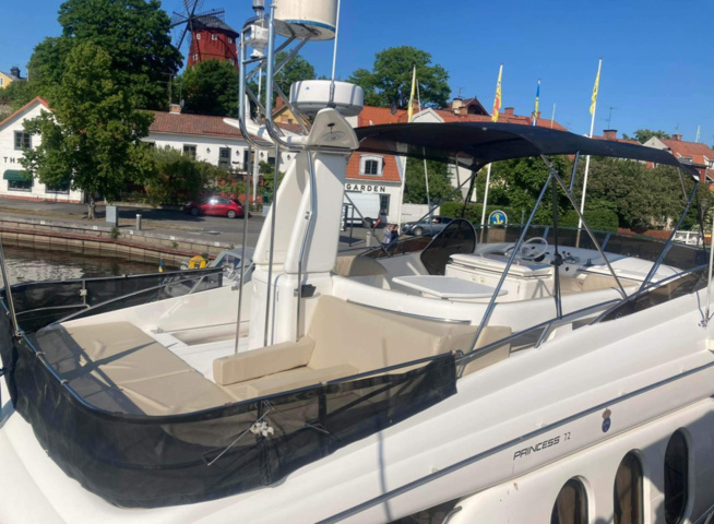 1411906-74 Princess 72 – 1997 – Lyxig motorjakt