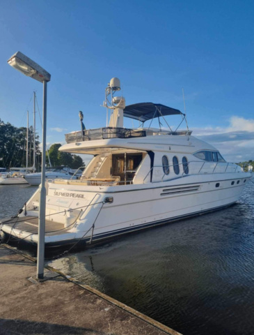 1411906-83 Princess 72 – 1997 – Lyxig motorjakt