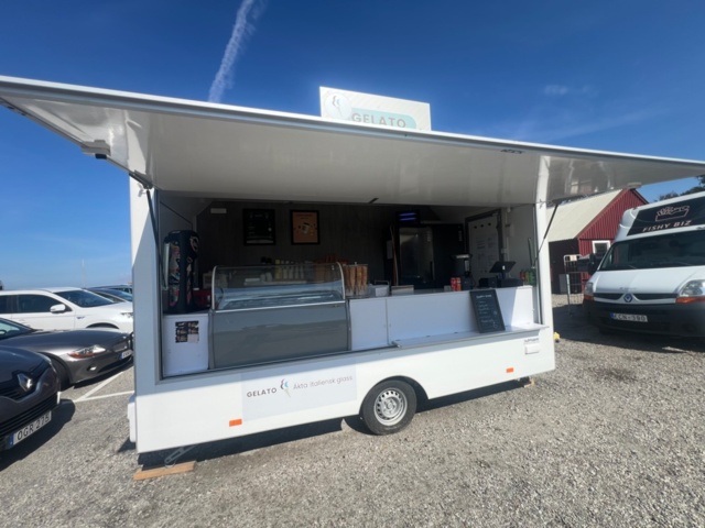 1411752-30 Fullutrustad glassvagn, år 2022