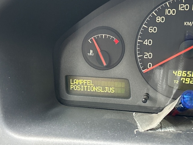 1378080-25 Volvo V70 2.5T AWD Automat, 210hk -2003 (Reparationsobjekt)