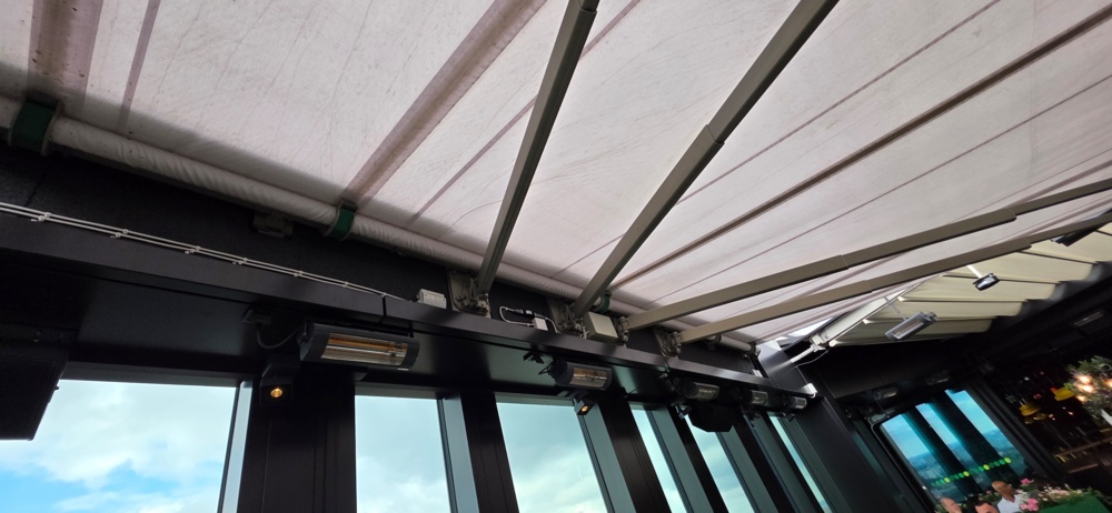 1319982-5 Markis Stobags höger