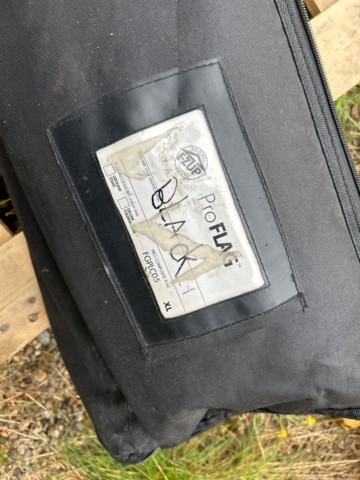 1378086-4 Beachflaggor Vans 4st samt annan displayutrustning