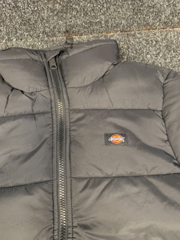 1409130-2 Jacka Dickies, Strl XS