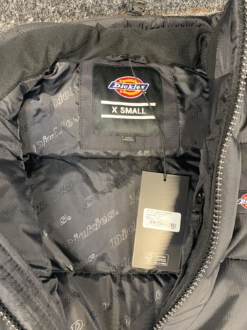 1409130-3 Jacka Dickies, Strl XS