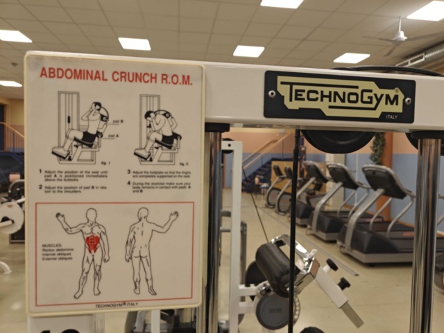 1400485-2 Abdominal chrunch R.O.M - TechnoGym