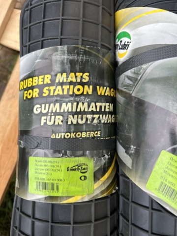 1378087-3 Kombistege, mattsatser för skåpbilar 3st