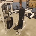 1400486-1 Shoulder press - Life Fitness