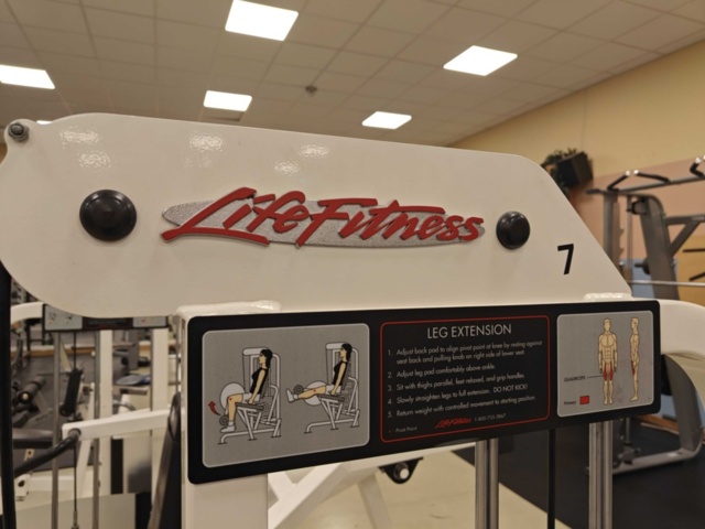 1400488-2 Leg Extension - Life Fitness
