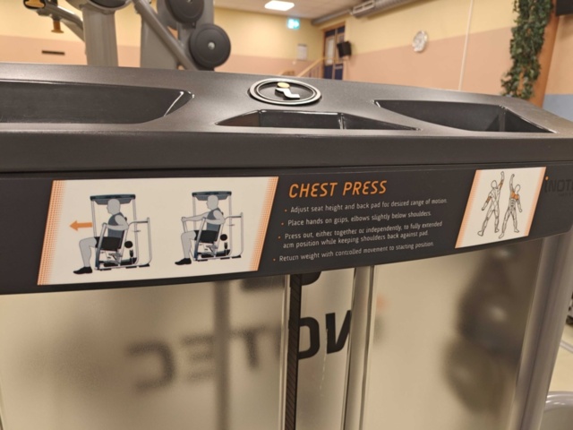 1400489-3 Chest Press - Inotec