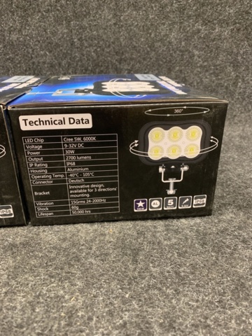 1413594-7 2 st arbetsstrålkastare 30W LED