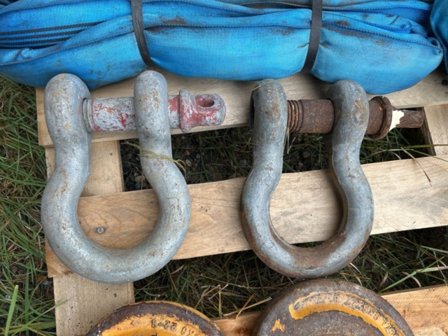 1378090-2 Lyftkrokar, shacklar, lyftstroppar