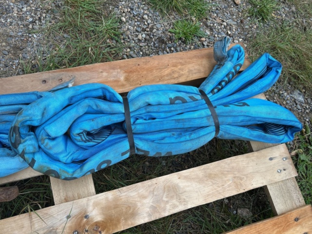 1378090-4 Lyftkrokar, shacklar, lyftstroppar