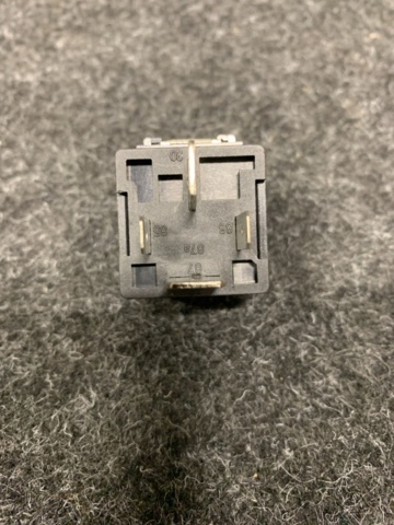 1413655-11 Säkringar m.m. till fordon