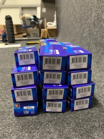 1413655-18 Säkringar m.m. till fordon