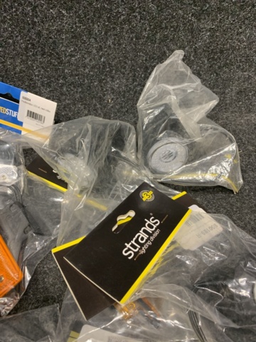 1413657-4 Fordonsbelysning och reflexer