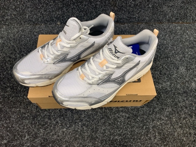 1414321-2 Skor Mizuno Sportstyle MXR, Srtl 42,5