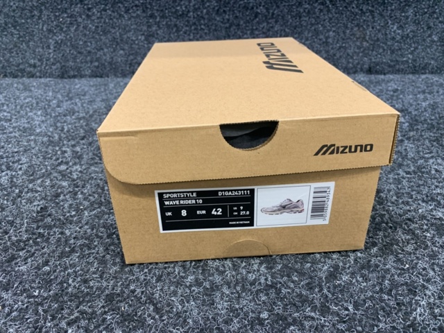 1414345-3 Skor Mizuno Sportstyle MXR, Strl 42