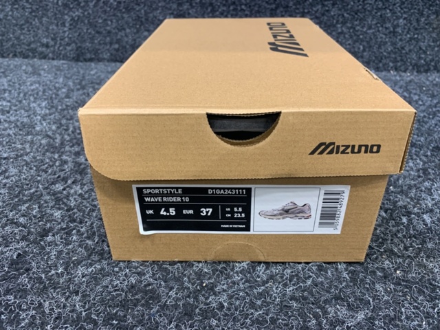 1414364-3 Skor Mizuno Sportstyle MXR, Strl 37