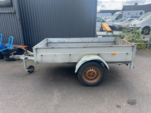 1384520-2 Trailer - Stema M 4075
