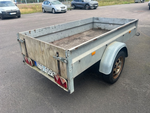 1384520-5 Trailer - Stema M 4075