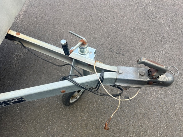 1384520-10 Trailer - Stema M 4075