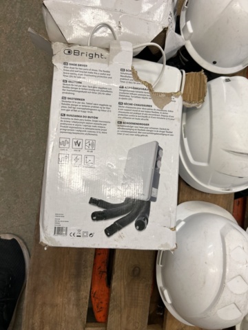 1383223-6 Parti med skyddshjälmar och skotork - Kask, Bright