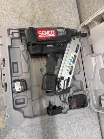 1408488-3 Spikpistol - Senco GT90CH