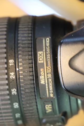 1295626-7 Kamera Nikon D5200 med objektiv 18-105mm