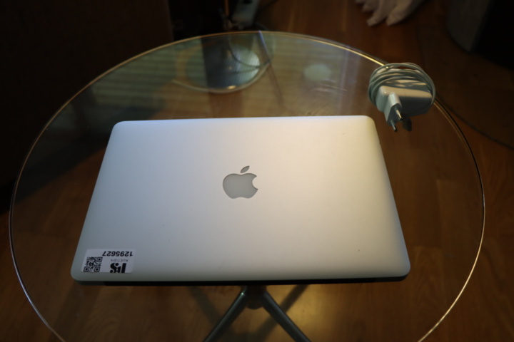 1295627-13 MacBook Air 13tum (2013)