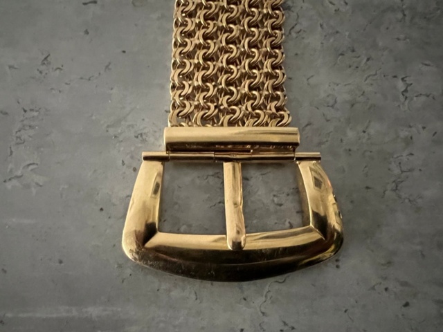 1385794-17 Investeringsguld 18k - Bälte X-länk med bygelspänne 1030g