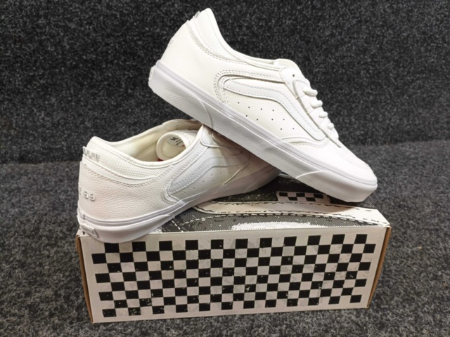 1414425-1 Skor Vans Skate Rowley, Strl 36