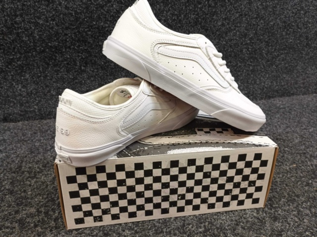 1414428-1 Skor Vans Skate Rowley, Strl 36,5