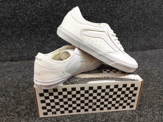 1414429-1 Skor Vans Skate Rowley, Strl 42