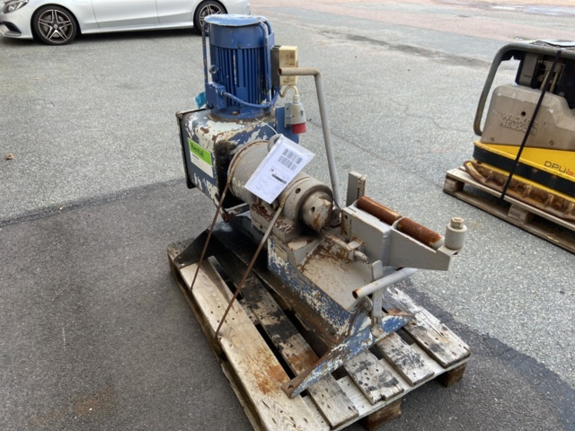 1385795-2 Armeringsklipp JK28