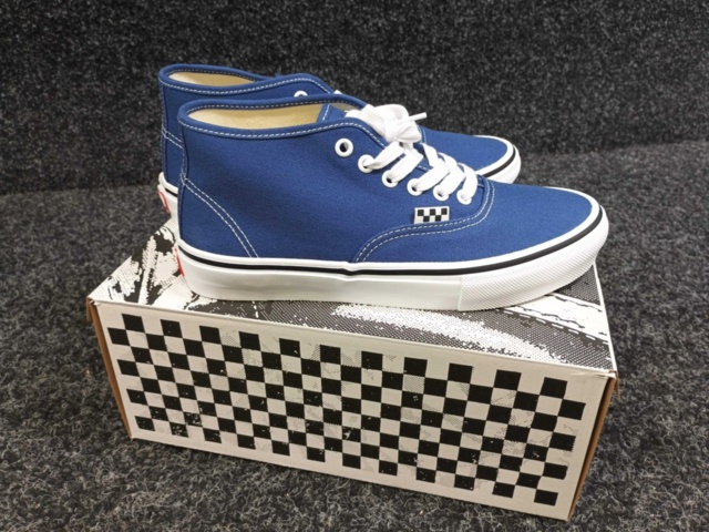 1414447-1 Skor Vans Authentic Mid, Strl 37