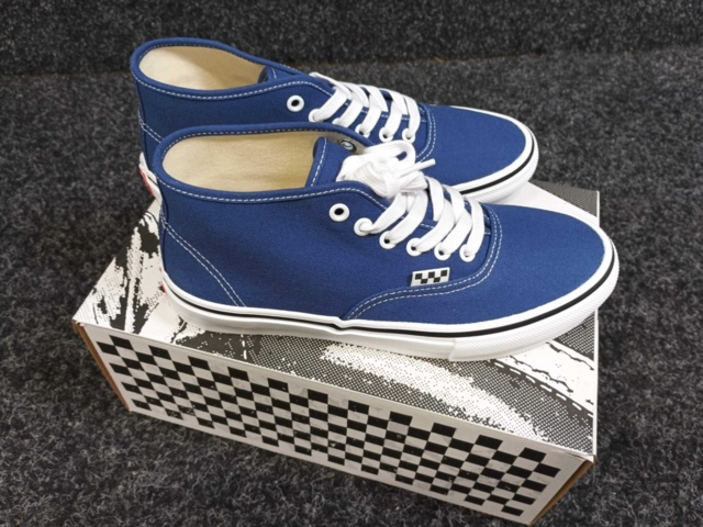 1414447-2 Skor Vans Authentic Mid, Strl 37