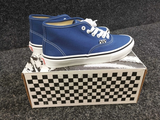 1414461-1 Skor Vans Authentic Mid, Strl 44,5