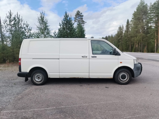 1331882-6 Volkswagen Transporter T28 2.5 TDI 4Motion -2007 (Reparationsobjekt)