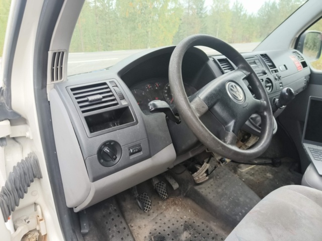 1331882-67 Volkswagen Transporter T28 2.5 TDI 4Motion -2007 (Reparationsobjekt)