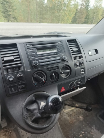 1331882-73 Volkswagen Transporter T28 2.5 TDI 4Motion -2007 (Reparationsobjekt)