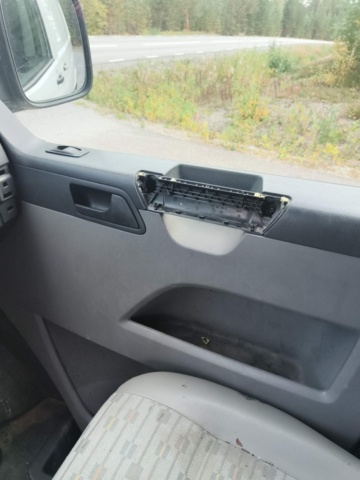 1331882-76 Volkswagen Transporter T28 2.5 TDI 4Motion -2007 (Reparationsobjekt)