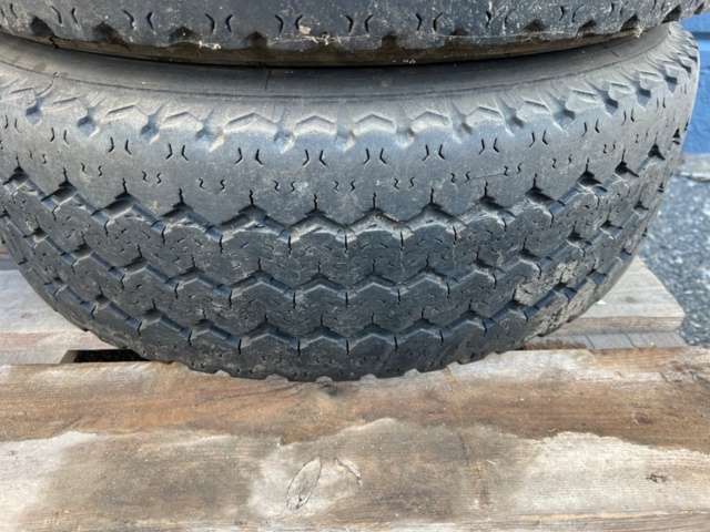 1385796-3 Däck Michelin 255/70 R15C 4st
