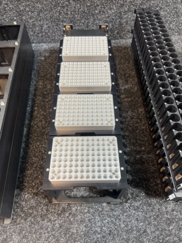 1395598-33 Pipetting robot with accessories - Hamilton Microlab STARlet M