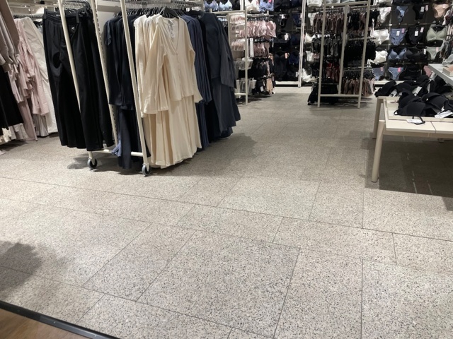 1414710-1 Klinker - granitkeramik-terazzo, ca 20 kvm